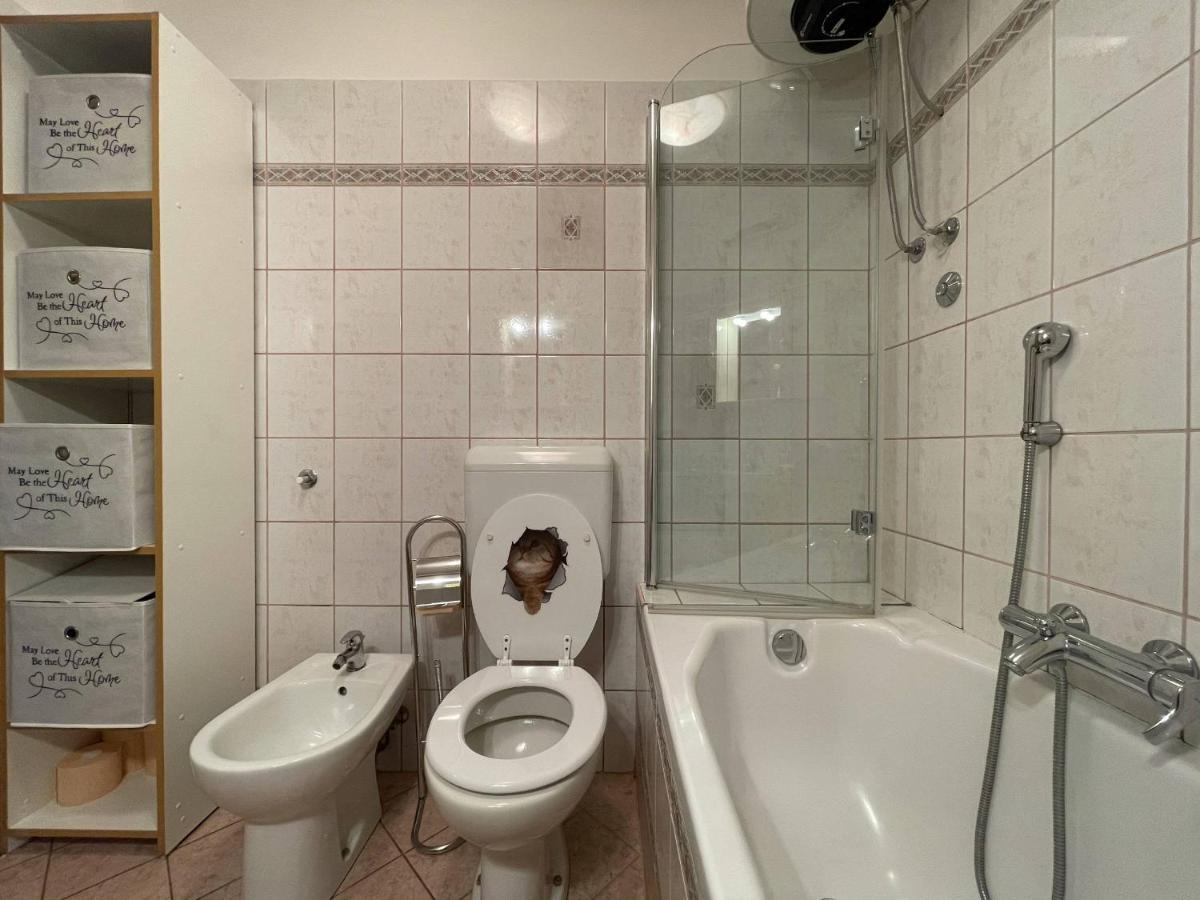 Apartment Malu Pula Exterior photo